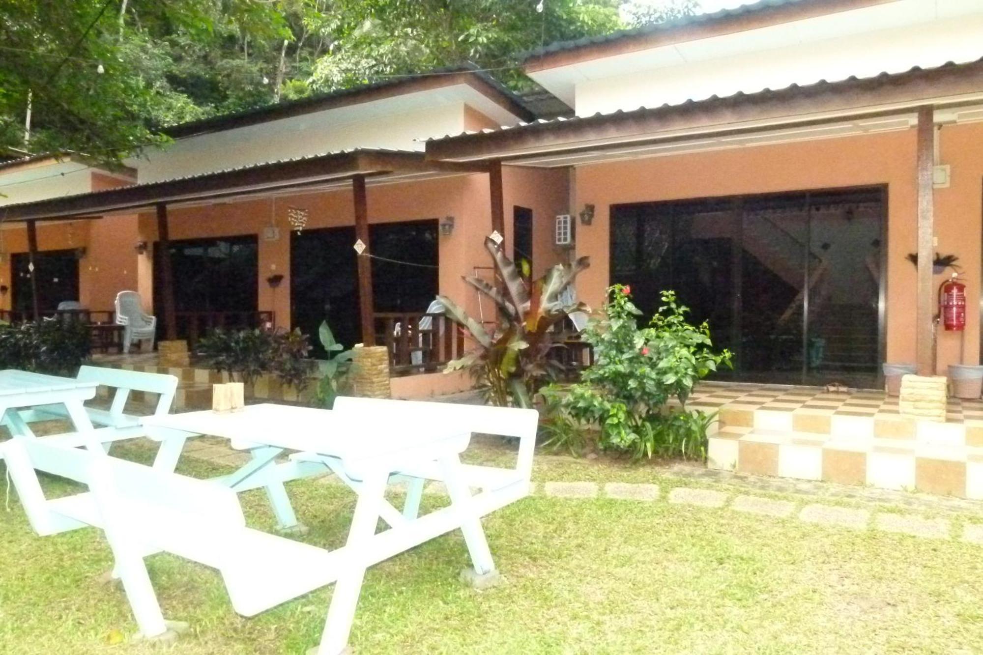 Cheers Garden Chalet Kampong Ayer Batang Екстер'єр фото